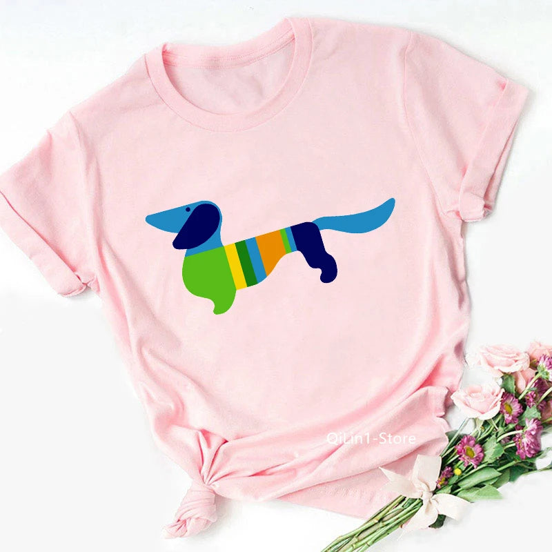 Vintage ‘Dachshund Mom’ Graphic T-Shirt – Pink Casual Tee for Dog Lovers 🐾💖