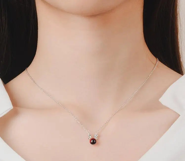 Trendy Christmas Deer Elk Pendant Necklace - Natural Garnet Platinum Plated Jewelry for Women