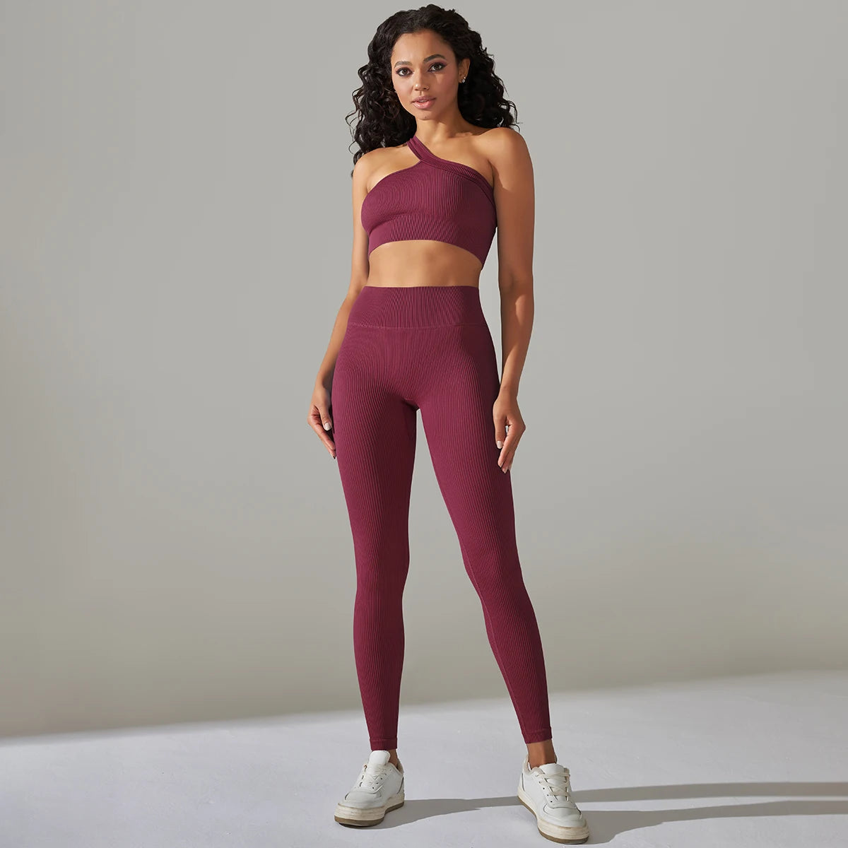 Seamless Yoga Set for Women – Sexy Crop Top, Bra, Leggings & Shorts Workout Outfit for Fitness and Gym