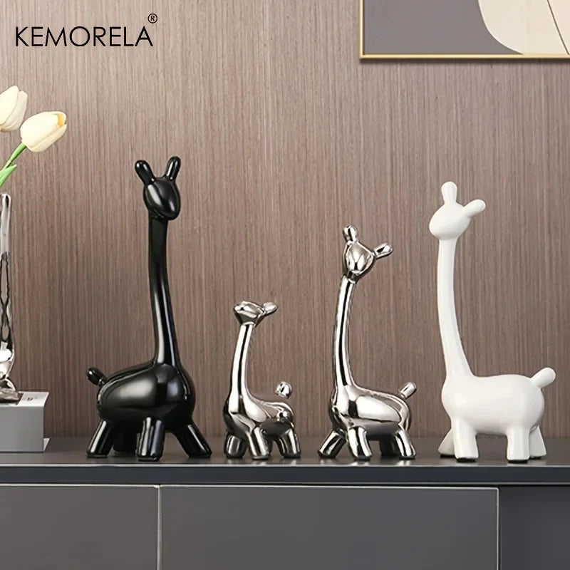 Modern Giraffe Ceramic Statue – Minimalist Animal Sculpture for Stylish Home & Office Decor 🦒✨