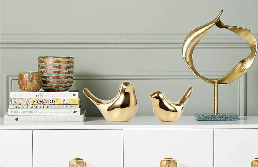 Elegant Golden Ceramic Bird Figurines – Modern Luxury Decorative Ornaments for Home & Wedding Decor ✨🐦