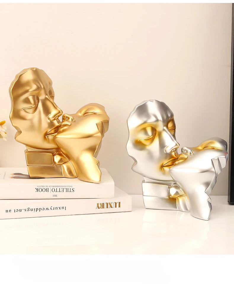 Resin Crafts Abstract Portrait Sculpture – Gold Couple Head Ornament for Wedding Gifts & Home Decoration