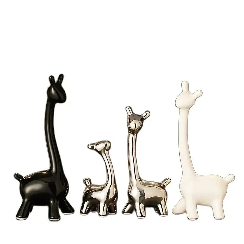 Modern Giraffe Ceramic Statue – Minimalist Animal Sculpture for Stylish Home & Office Decor 🦒✨