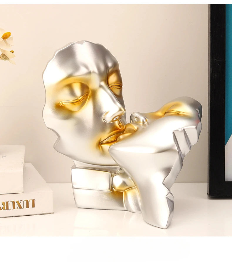 Resin Crafts Abstract Portrait Sculpture – Gold Couple Head Ornament for Wedding Gifts & Home Decoration