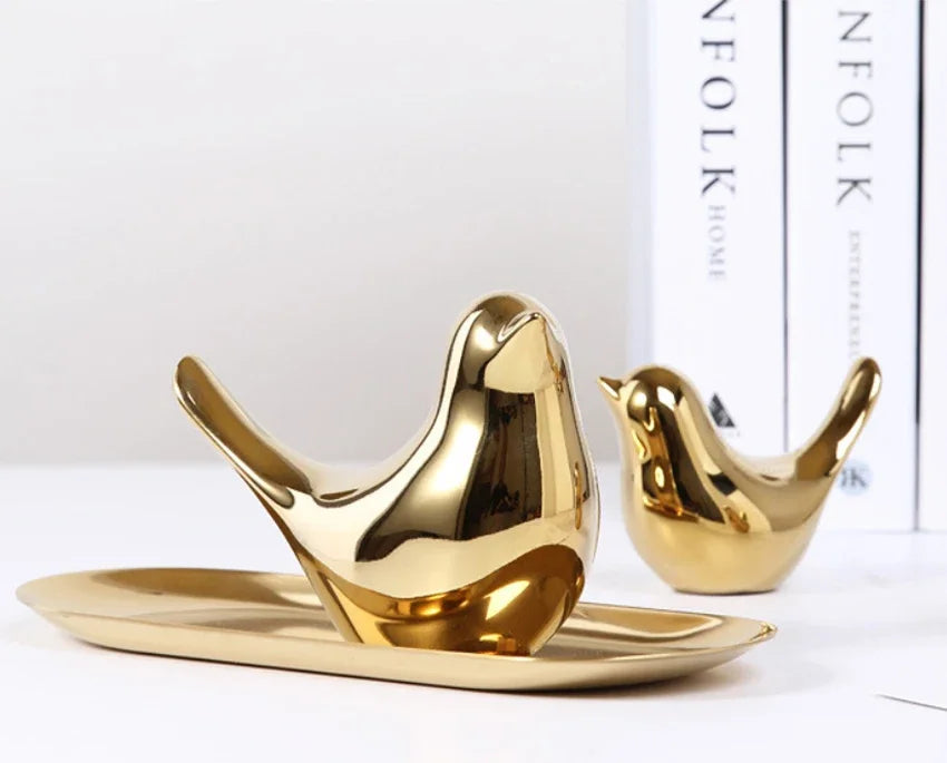 Elegant Golden Ceramic Bird Figurines – Modern Luxury Decorative Ornaments for Home & Wedding Decor ✨🐦