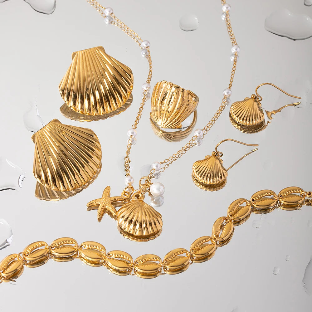 Elegant 18K Gold Plated Ocean Element Jewelry Set – Tarnish-Free Conch & Shell Earrings, Ring & Necklace for Women