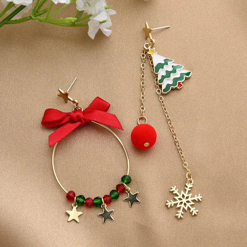 Charming Christmas Tree & Snowflake Tassel Earrings – Festive Asymmetric Holiday Jewelry for Women 🎅🎄✨